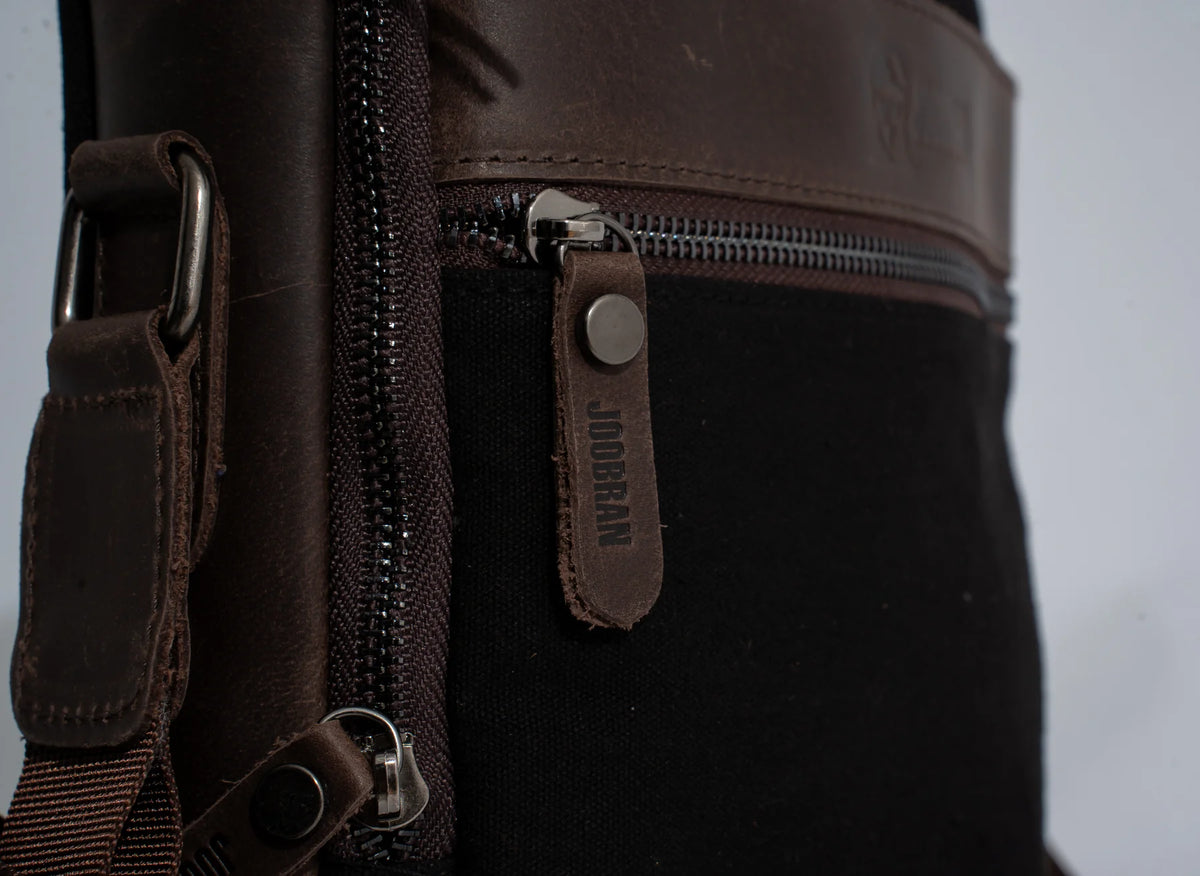 JOOBRAN MULTI-POCKET SHOULDER BAG - BLACK