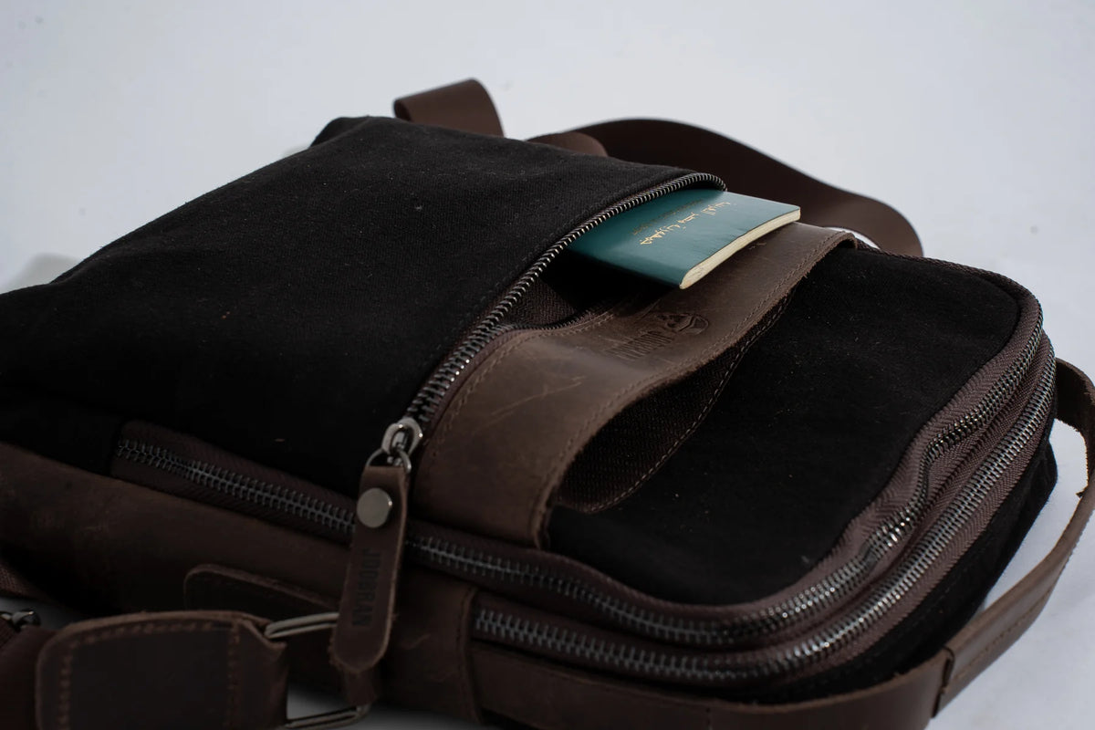 JOOBRAN MULTI-POCKET SHOULDER BAG - BLACK