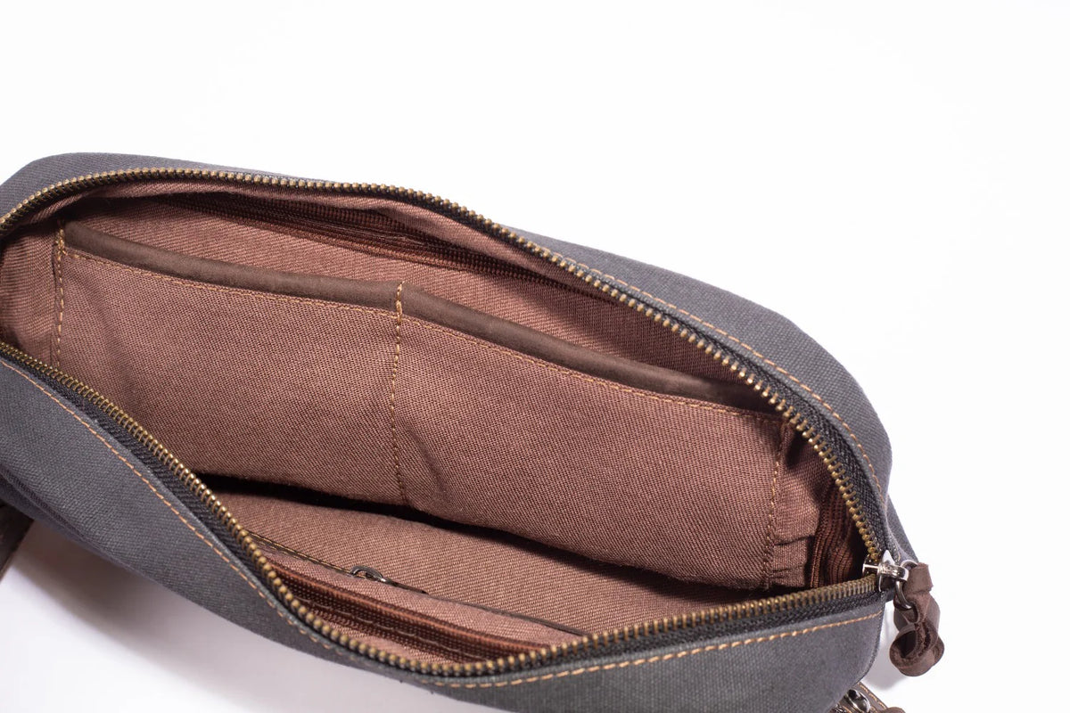JOOBRAN CHESTER FANNY BAG - NAVY BLUE