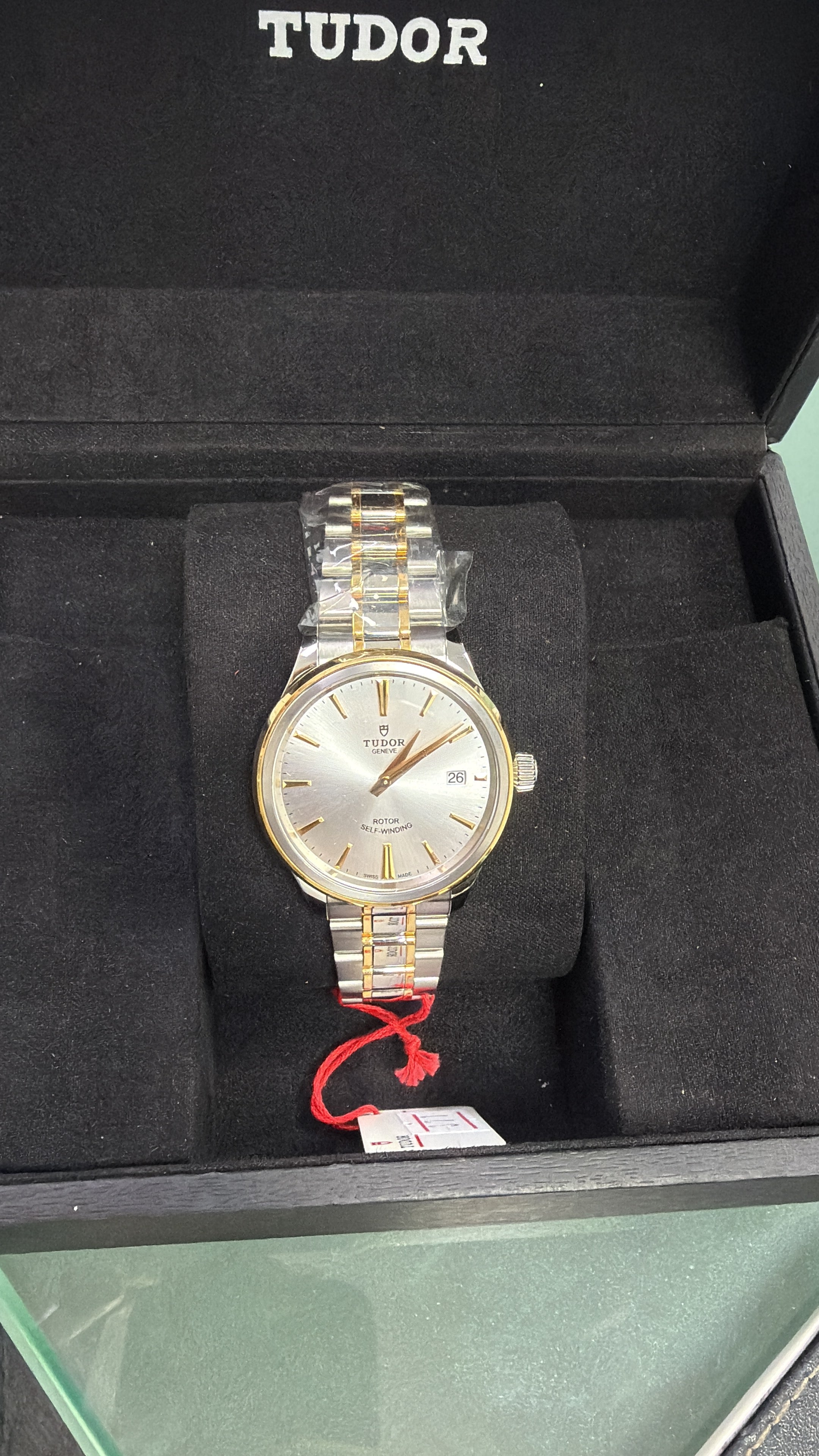 Tudor Classic Date – Gold & Steel (38mm)