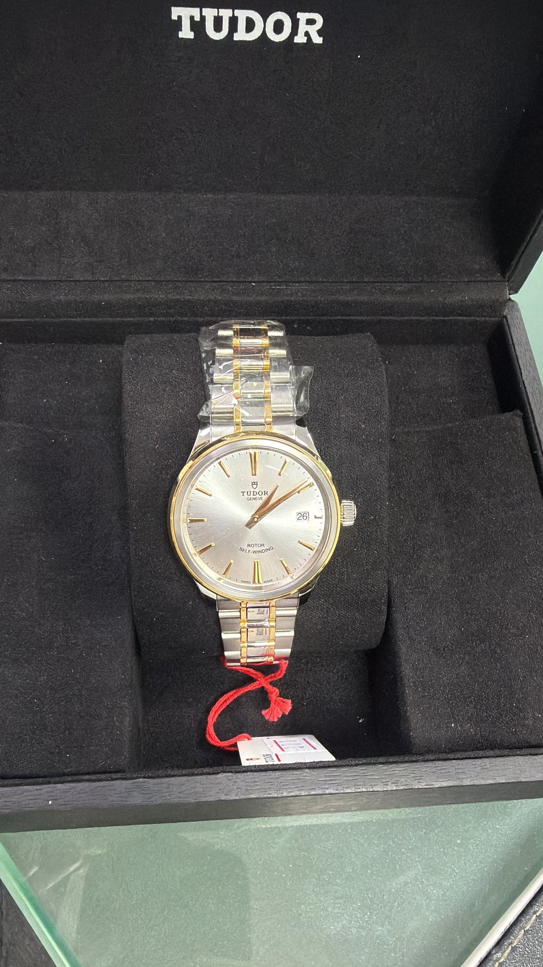 Tudor Classic Date – Gold & Steel (38mm)