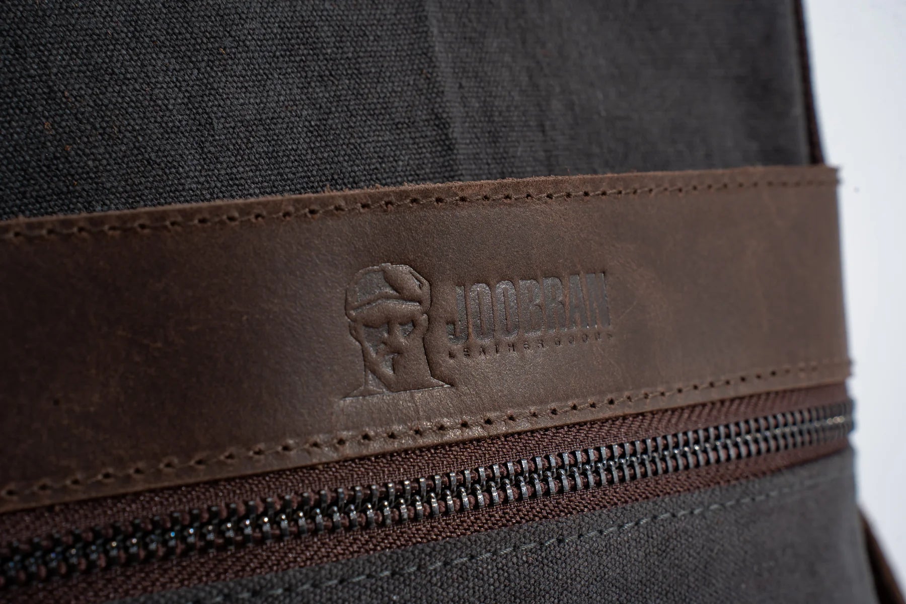 JOOBRAN MULTI-POCKET SHOULDER BAG - DARK GRAY