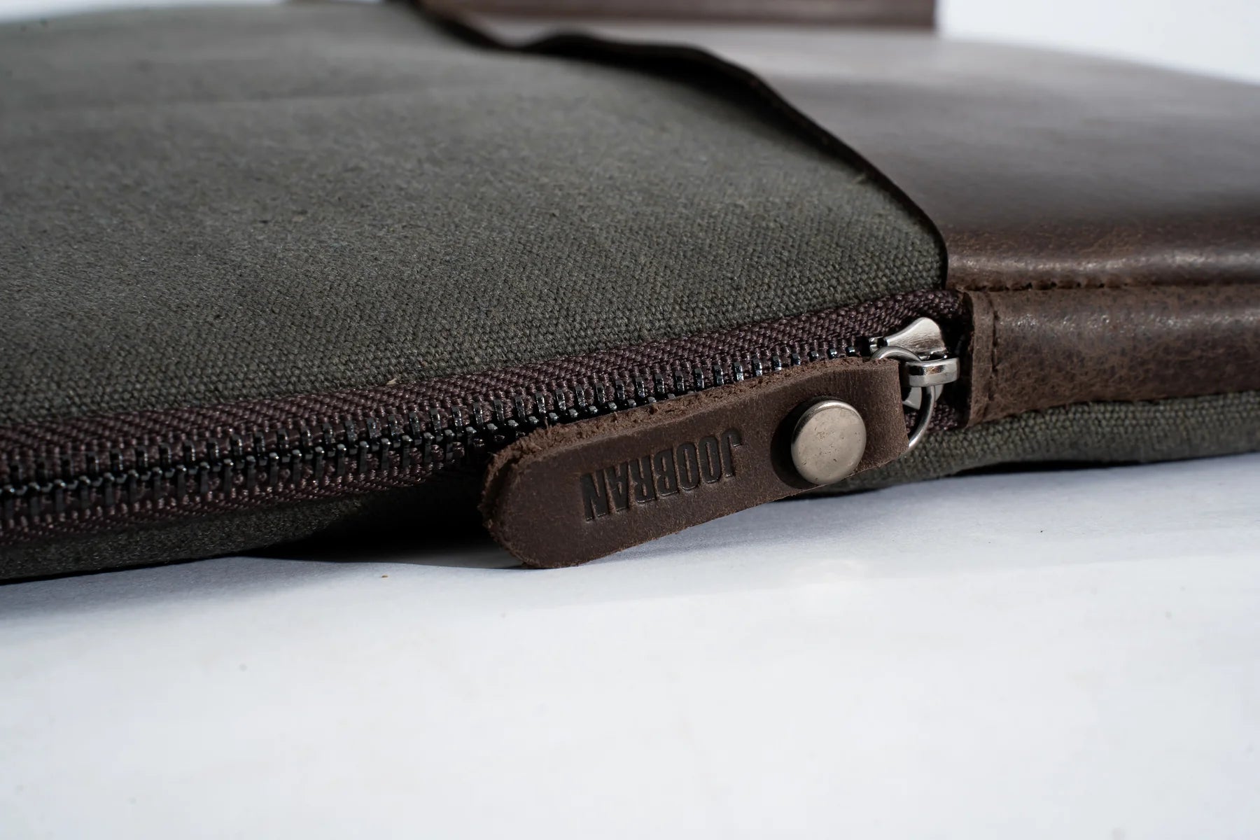 JOOBRAN LAPTOP SLEEVE - ARMY