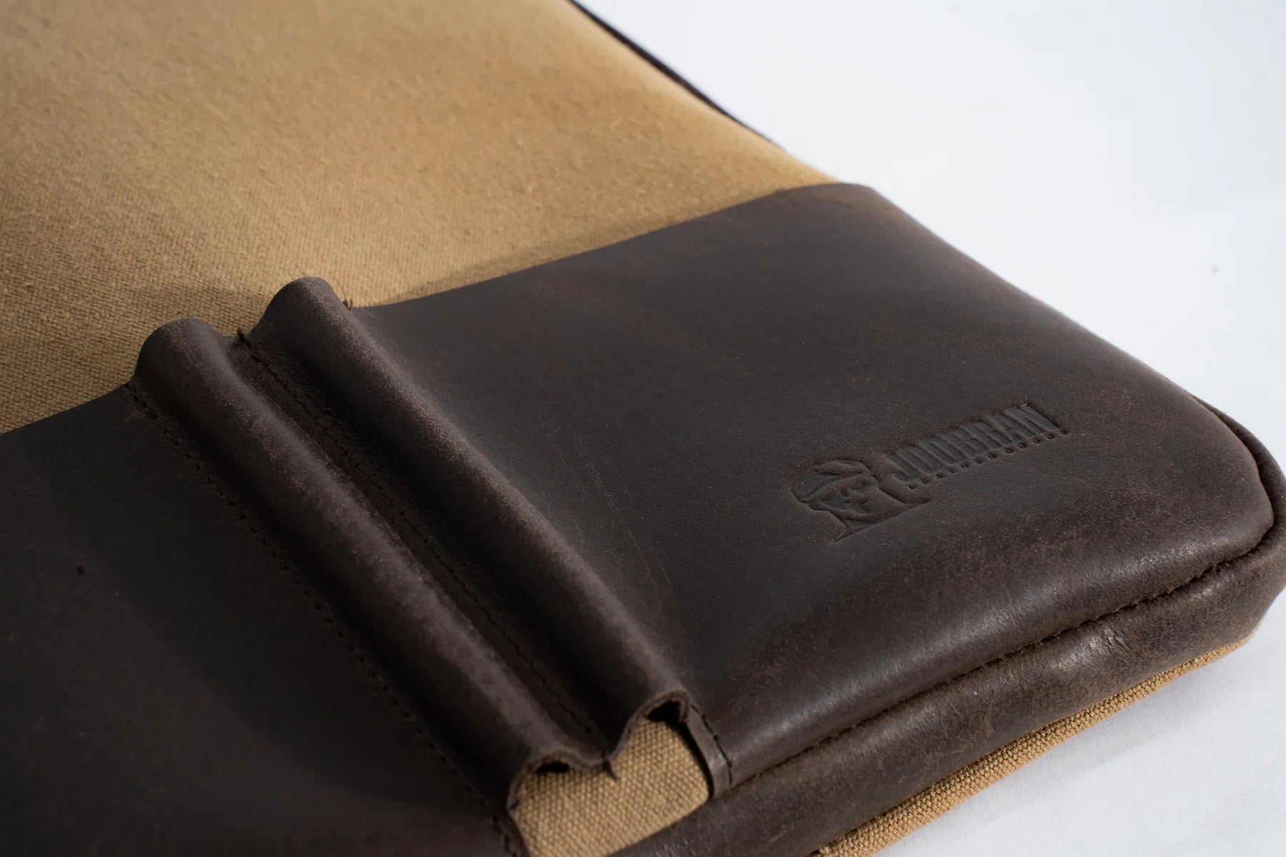 JOOBRAN LAPTOP SLEEVE - TAN