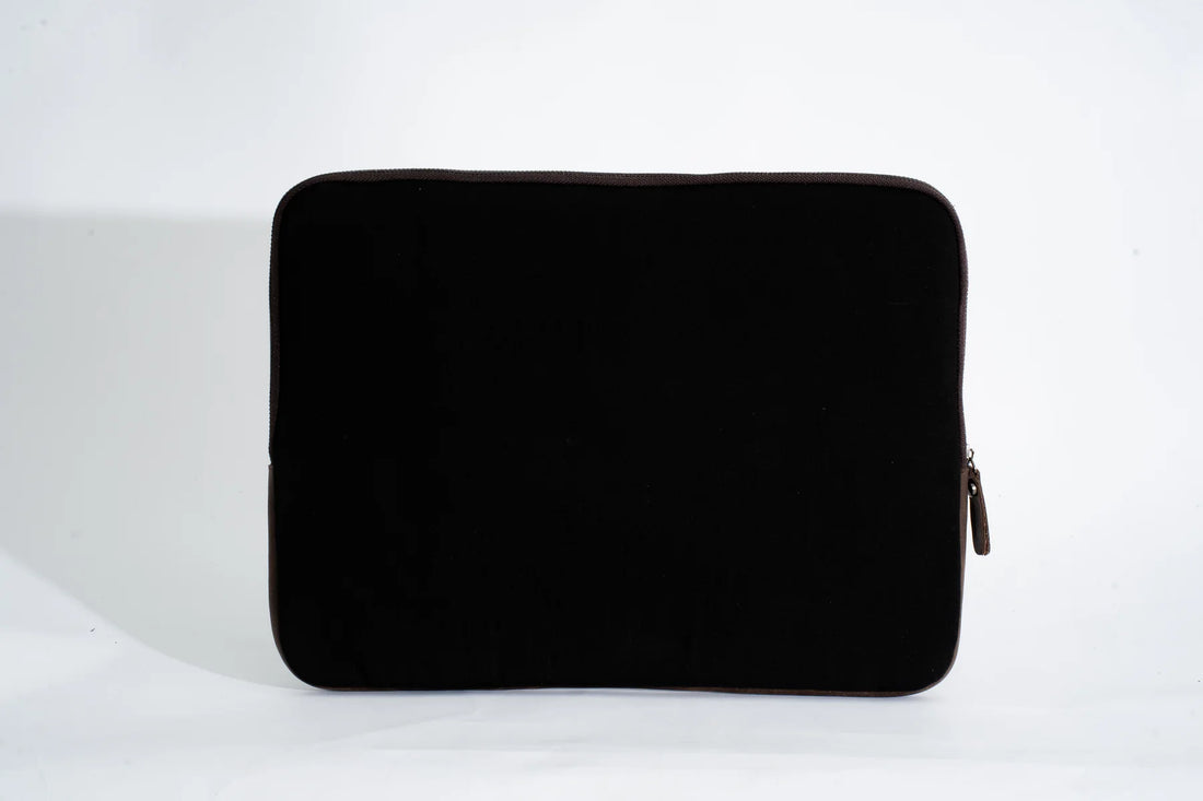 JOOBRAN LAPTOP SLEEVE - BLACK