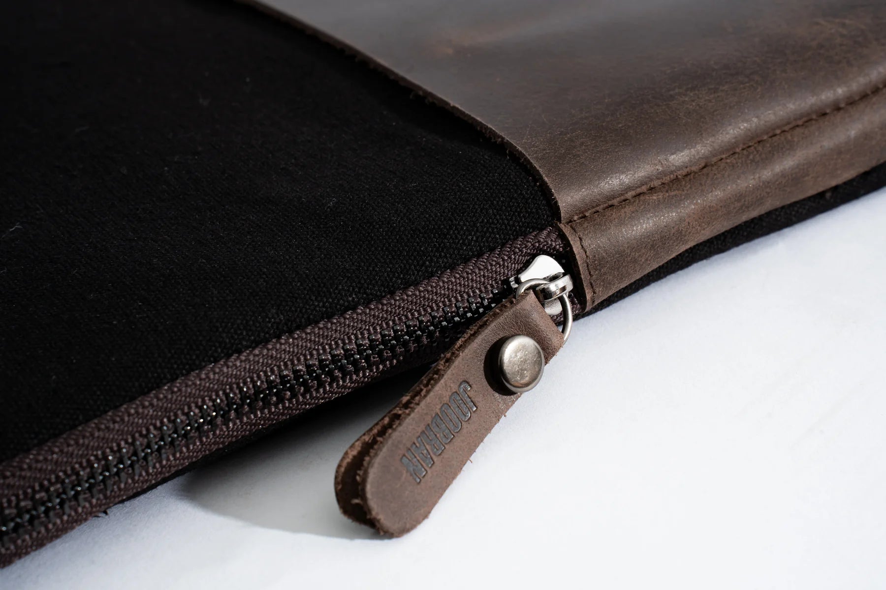 JOOBRAN LAPTOP SLEEVE - BLACK