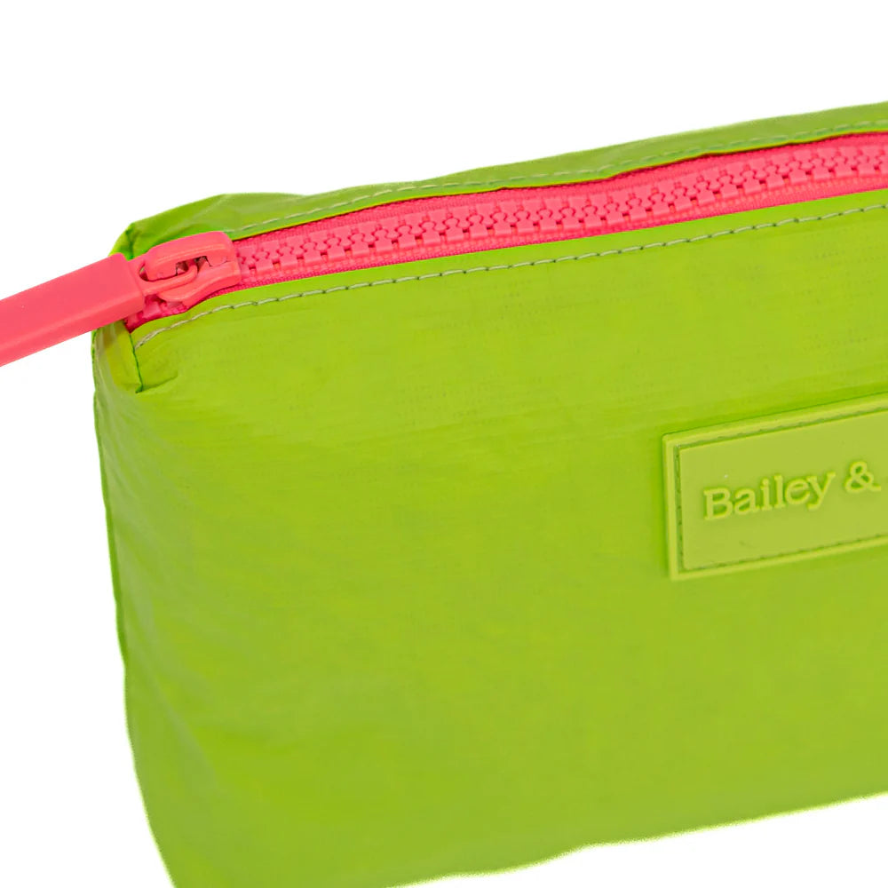 Mid Pouch - Essential Green