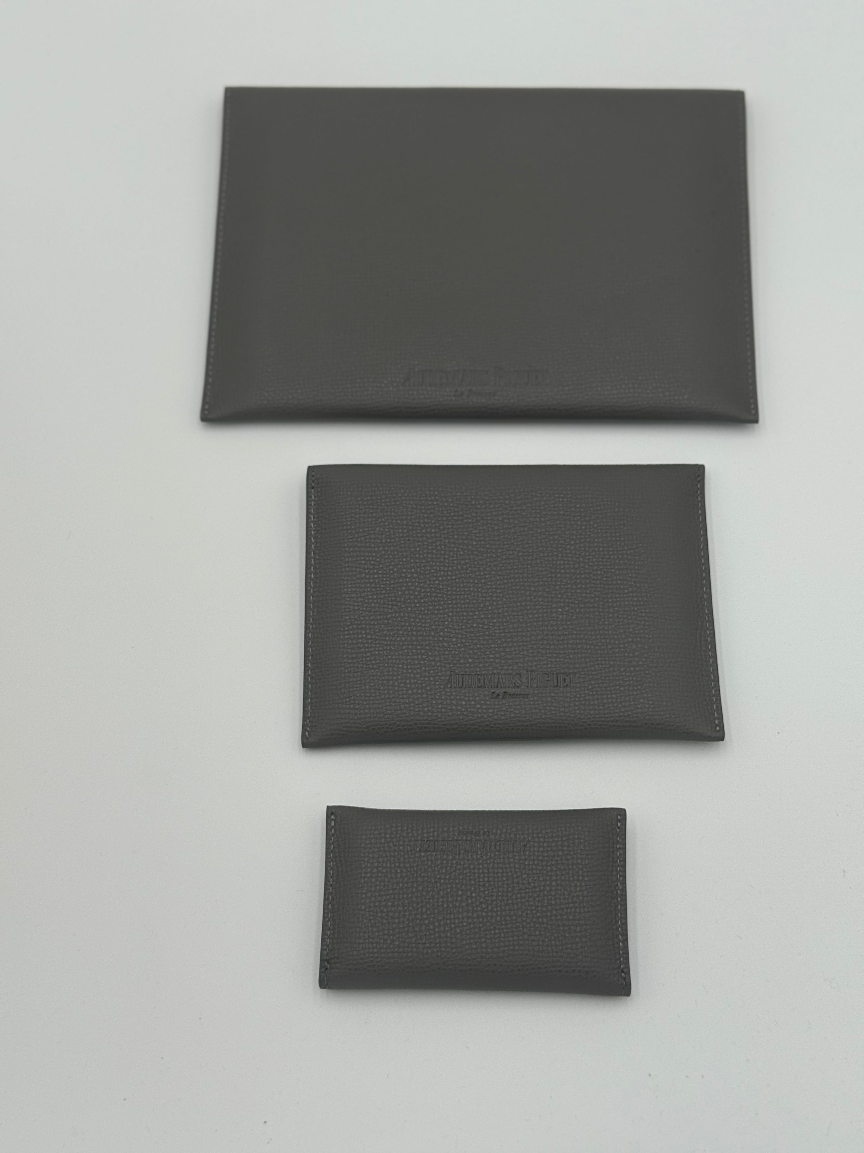 AUDEMARS PIGUET GREY LEATHER POUCH SET