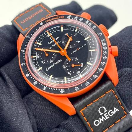 SWATCH/OMEGA MOONSWATCH EARTH COLLECTION