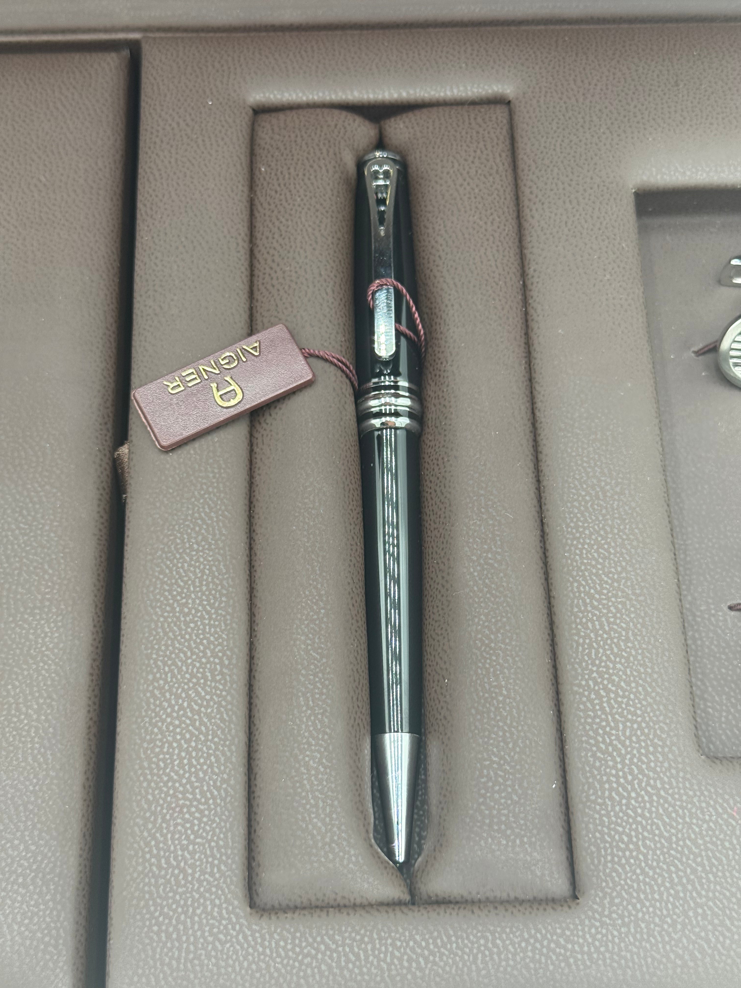 Aigner watch/pen/cufflinks gift set