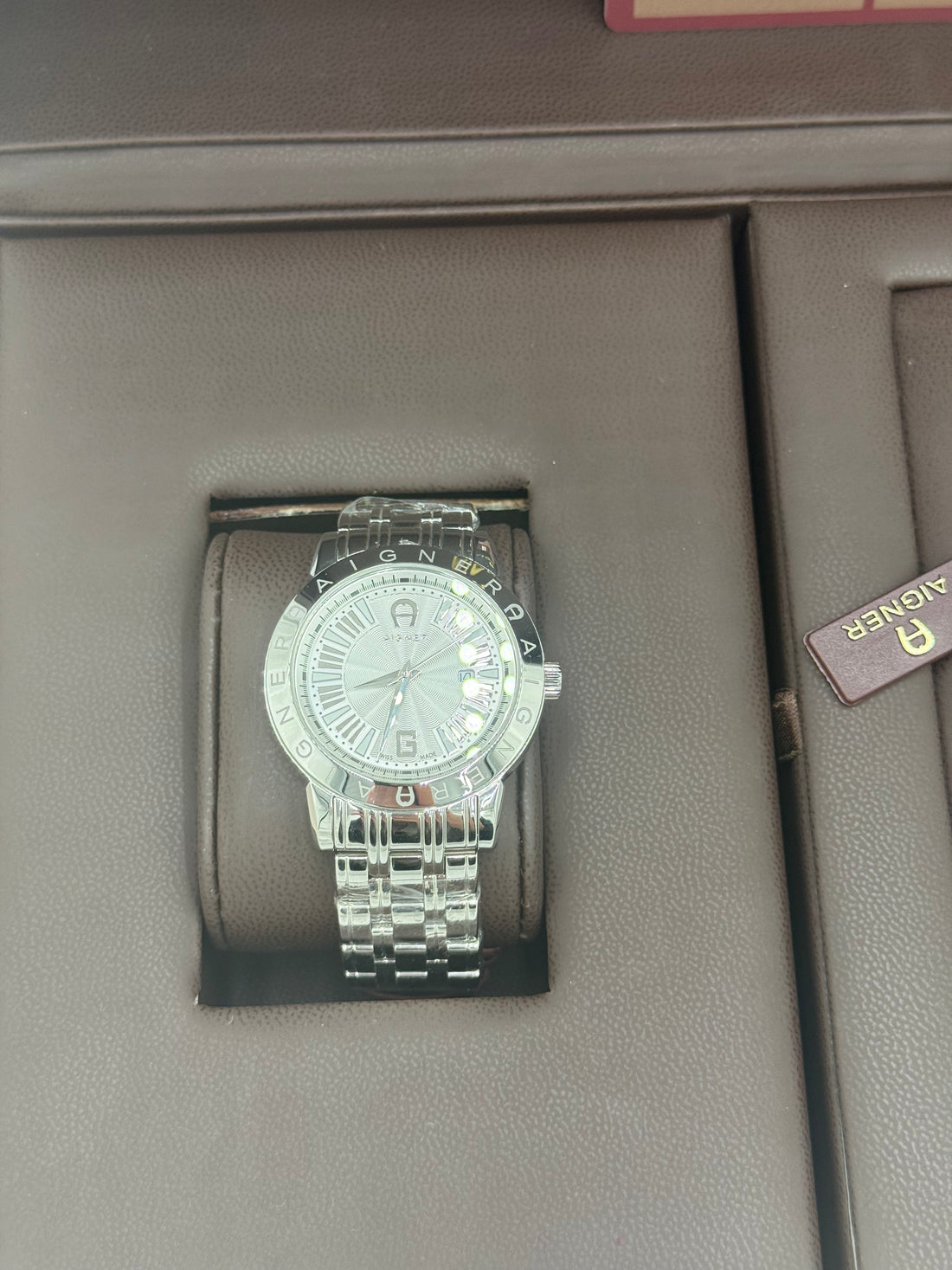 Aigner watch/pen/cufflinks gift set