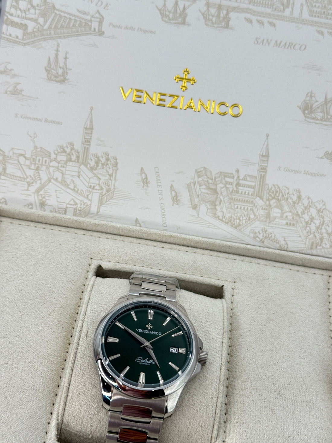 venezianco auto watch
