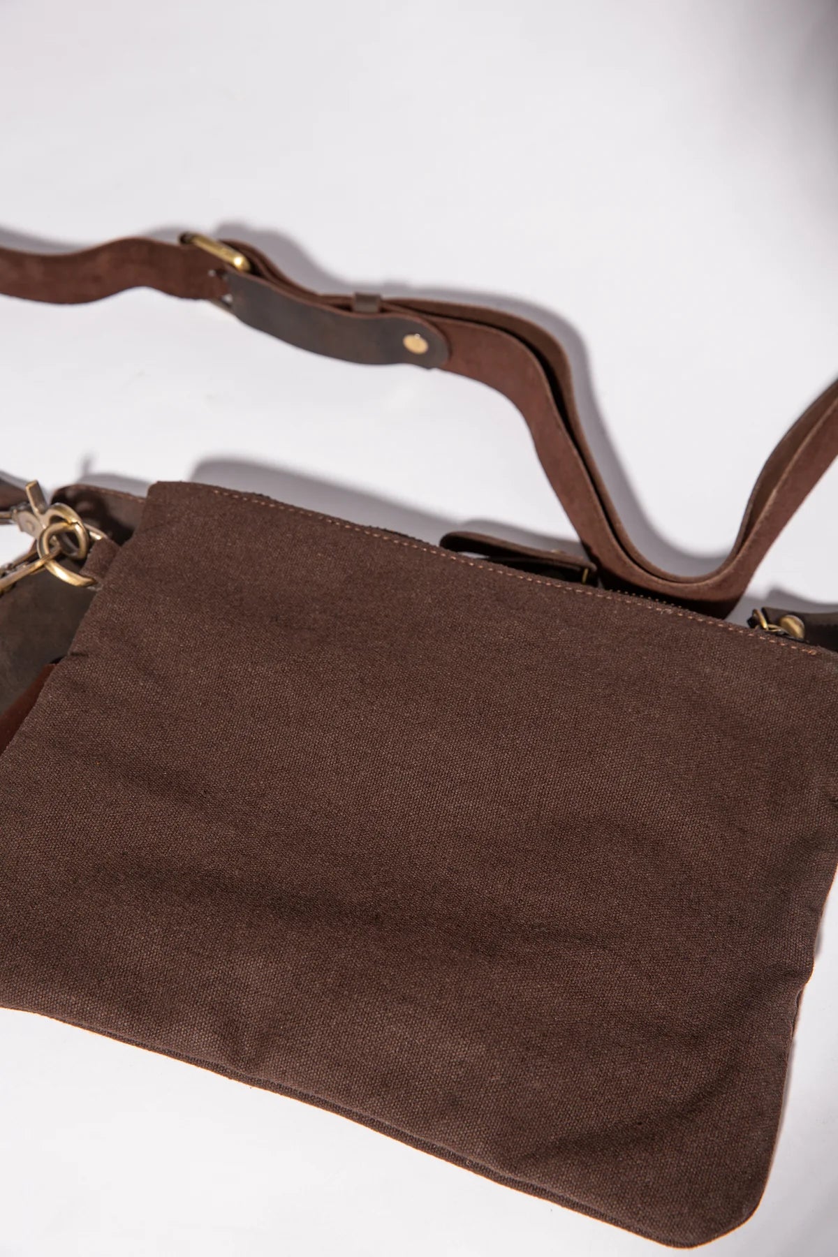 JOOBRAN DOUBLE-POUCH CROSSBODY BAG - DARK BROWN