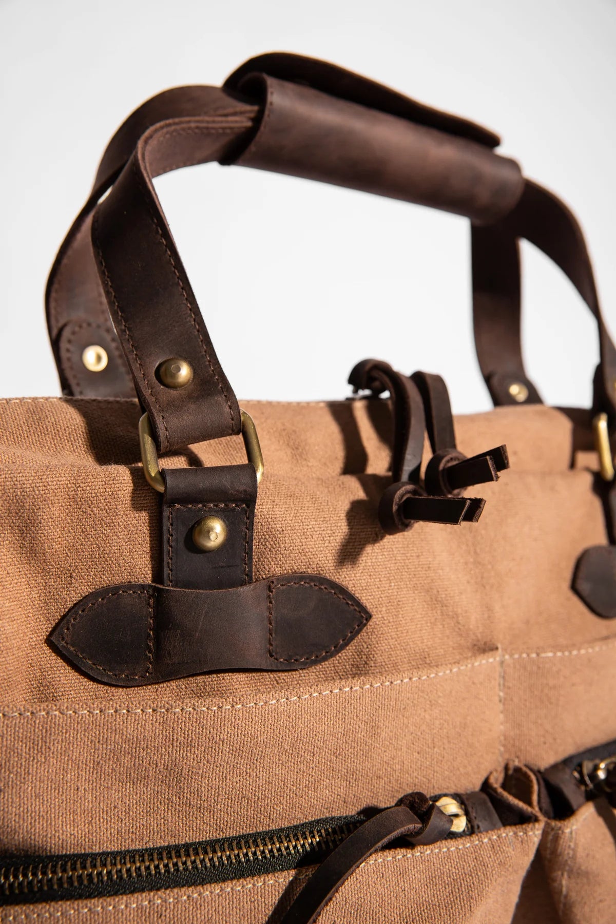 JOOBRAN CHARLIE MESSENGER BAG - TAN