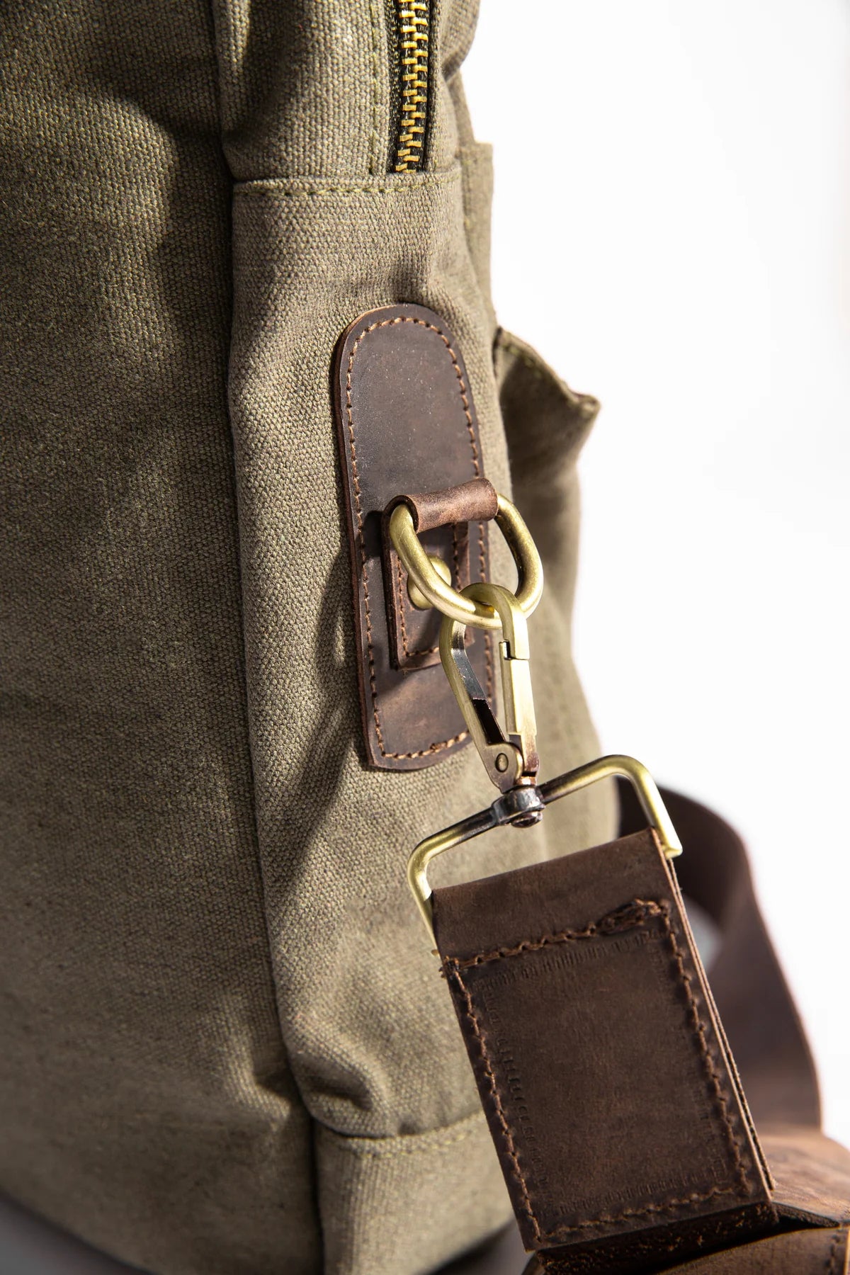 JOOBRAN CHARLIE MESSENGER BAG - ARMY