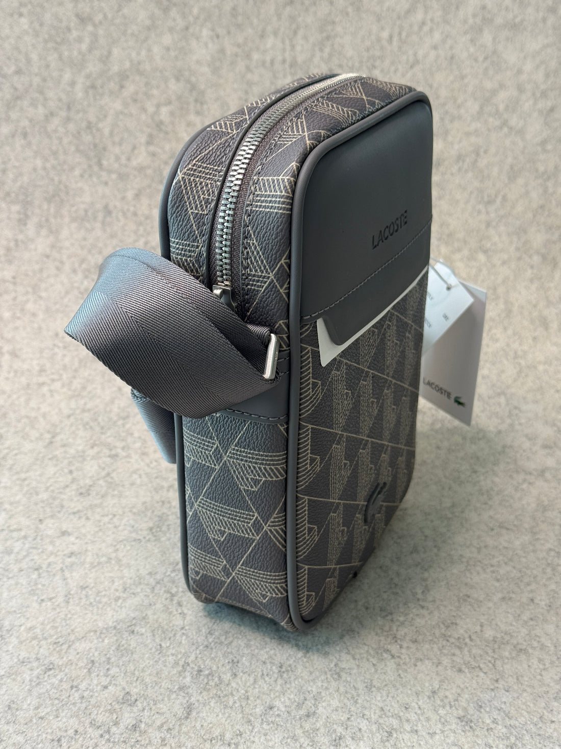 Lacoste vertical camera bag CASTLE ROCK string