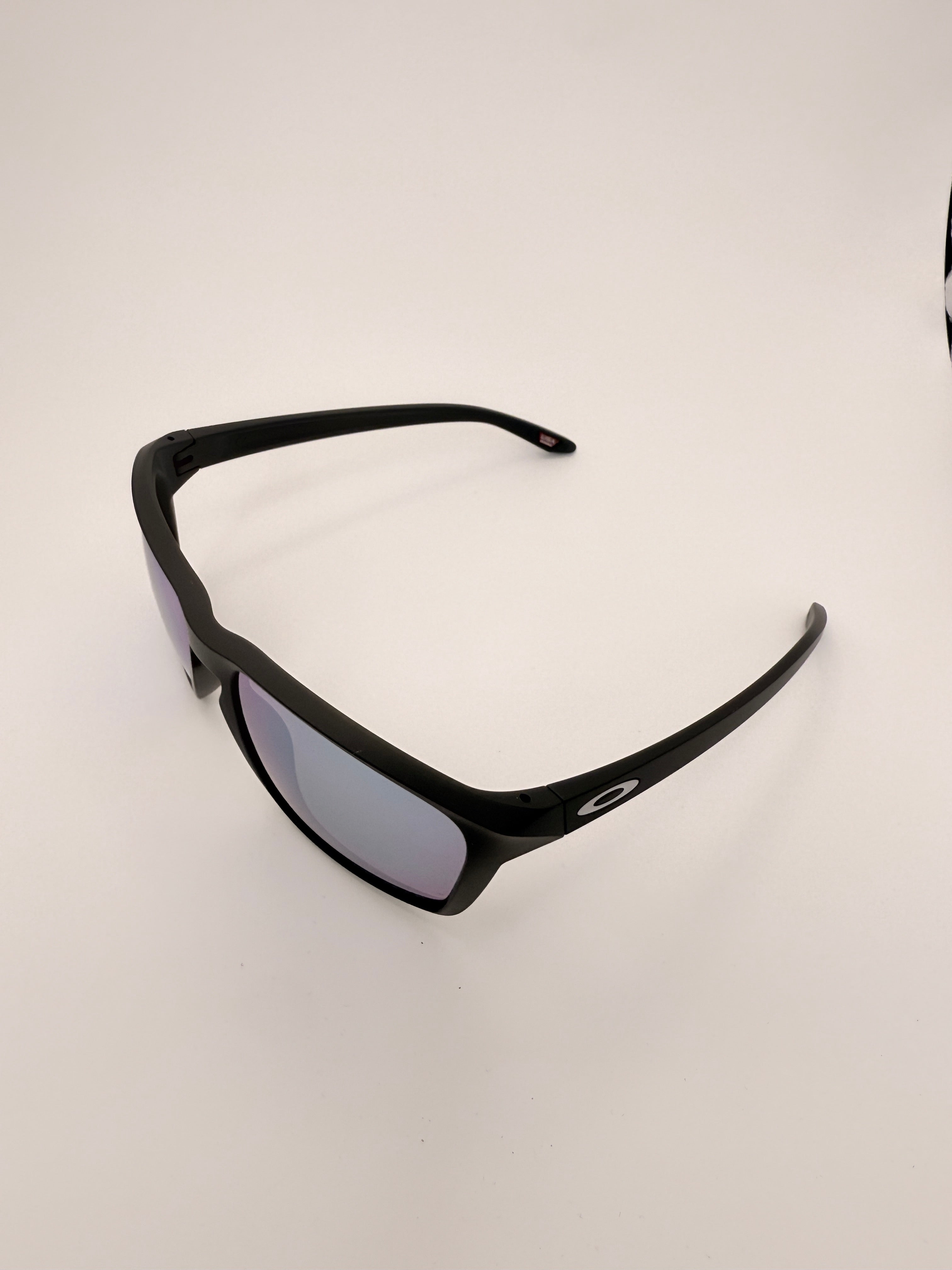 OAKLEY 0OO9448 944801 57