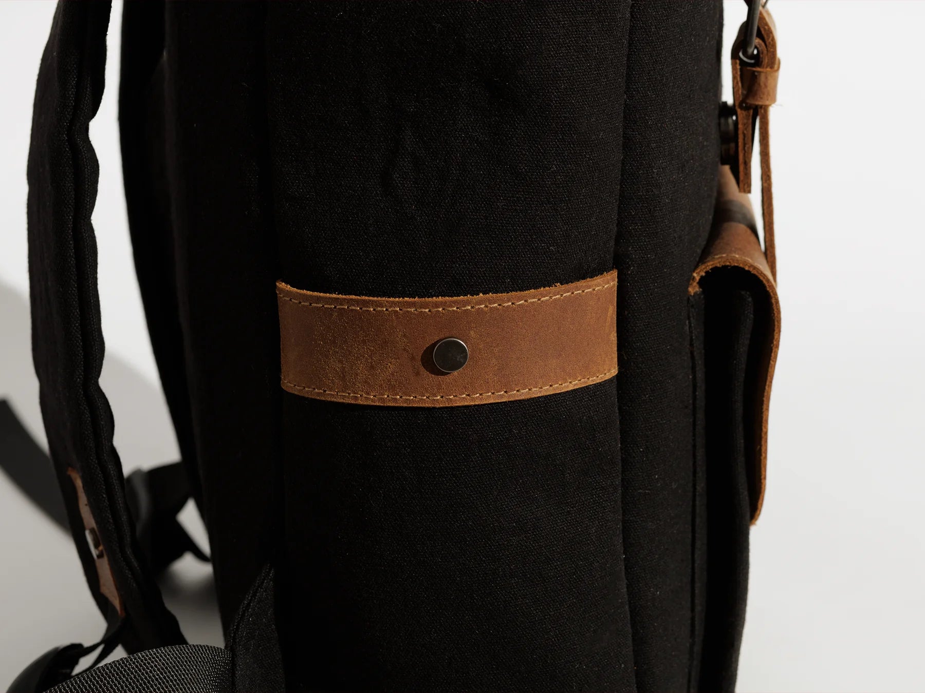 JOOBRAN DAILY VINTAGE BACKPACK - BLACK