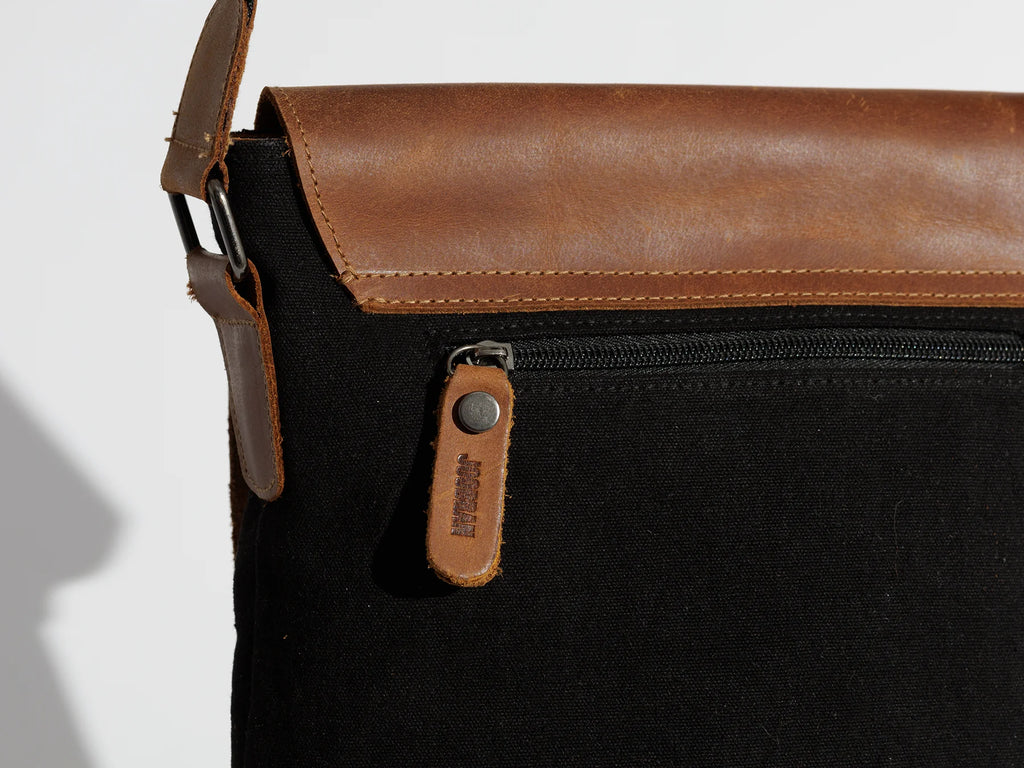 JOOBRAN SHOULDER SATCHEL BAG - BLACK & HAVAN