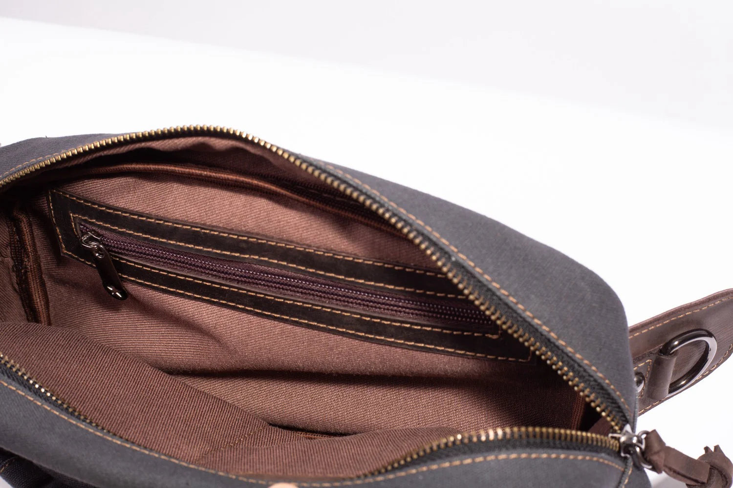 JOOBRAN CHESTER FANNY BAG - ARMY