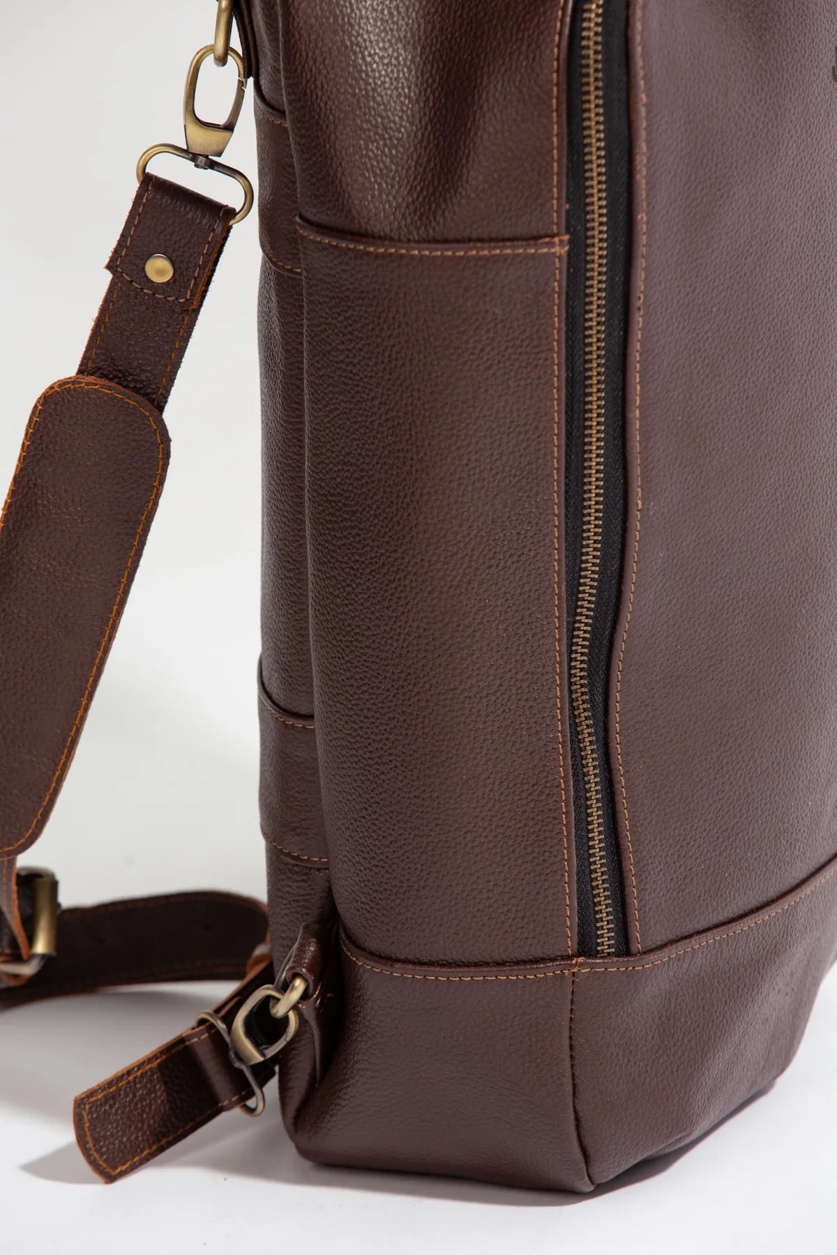 JOOBRAN OXFORD BACKPACK - BROWN