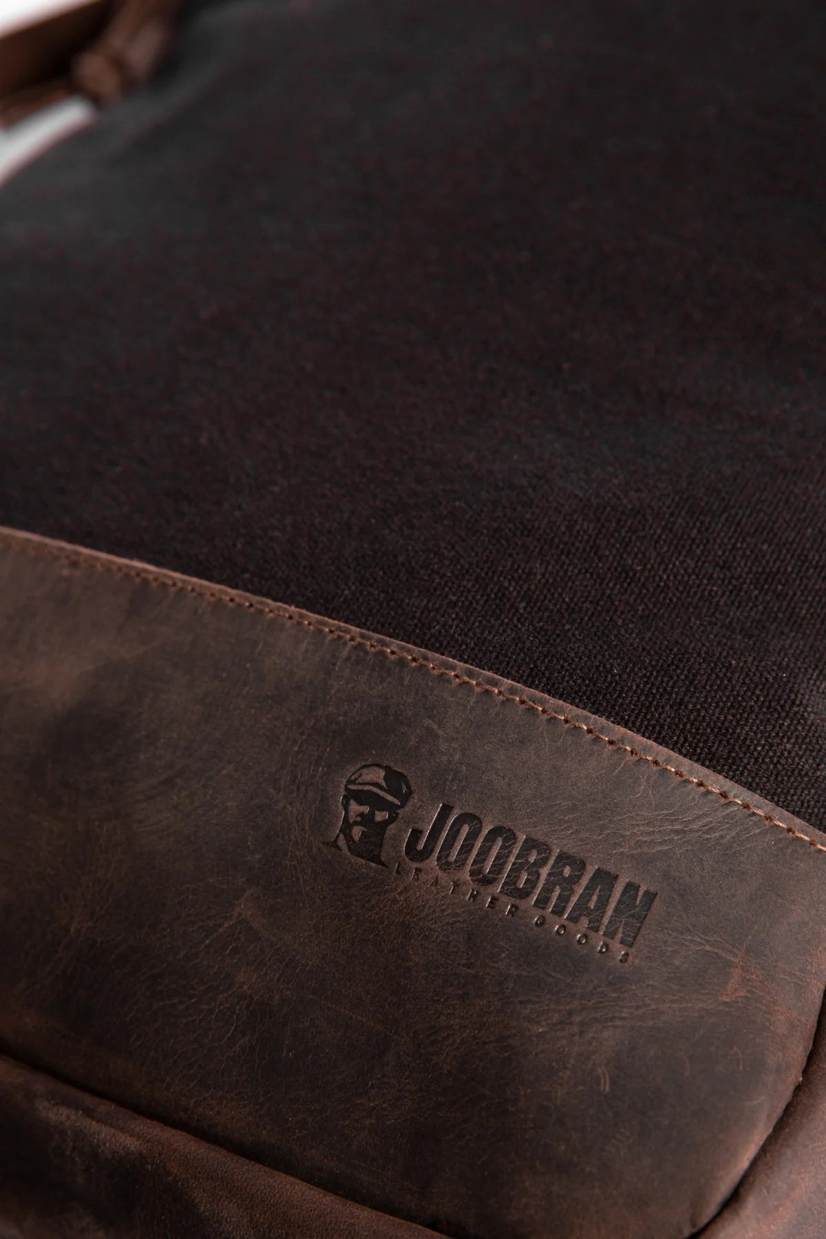 JOOBRAN OLA MESSENGER BAG - BLACK